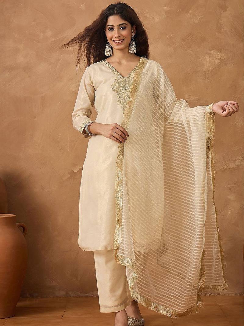 Yoke Design V-Neck Straight Kurta With Trousers & Dupatta