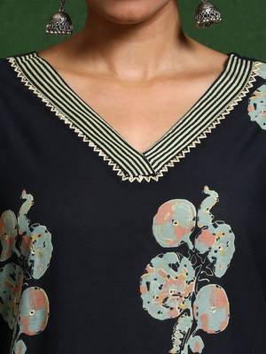 Women Printed Regular Gotta Patti Pure Cotton Kurta with Trousers & With Dupatta 2