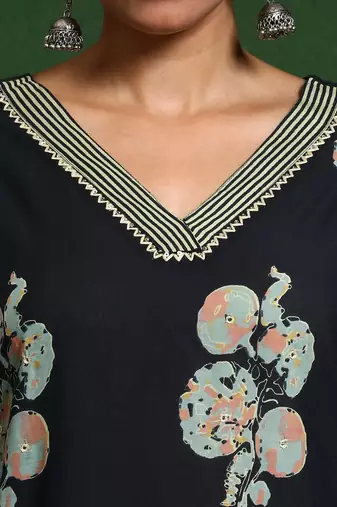 Women Printed Regular Gotta Patti Pure Cotton Kurta with Trousers & With Dupatta
