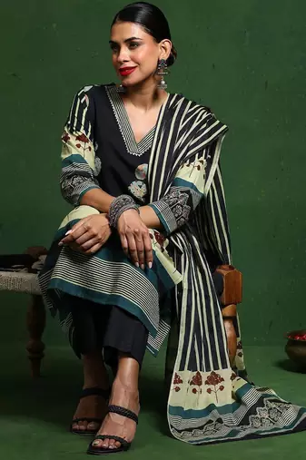 Women Printed Regular Gotta Patti Pure Cotton Kurta with Trousers & With Dupatta