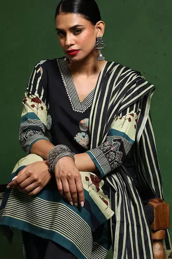 Women Printed Regular Gotta Patti Pure Cotton Kurta with Trousers & With Dupatta