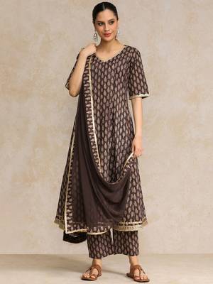 Women Floral Printed Regular Pure Cotton Kurta with Trousers & With Dupatta 2