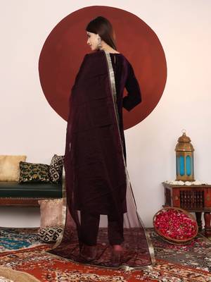 Velvet V-Neck Straight Kurta With Trousers And Dupatta 6