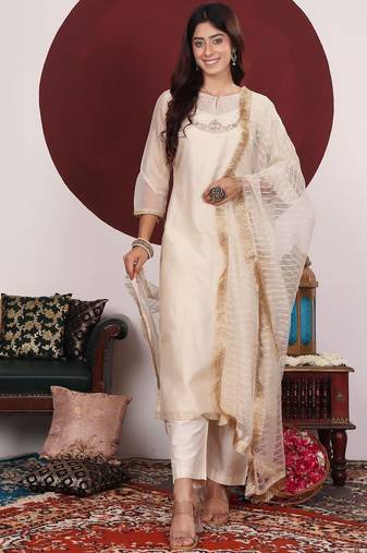 Floral Yoke Design Sequinned Keyhole Neck Straight Kurta With Trouser & Dupatta