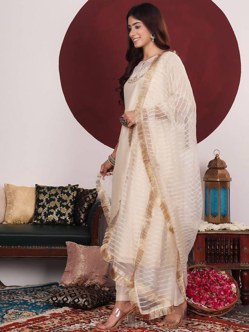 Floral Yoke Design Sequinned Keyhole Neck Straight Kurta With Trouser & Dupatta