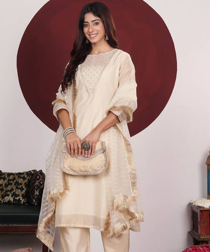Floral Yoke Design Round Neck Regular Kurta With Palazzo With Dupatta