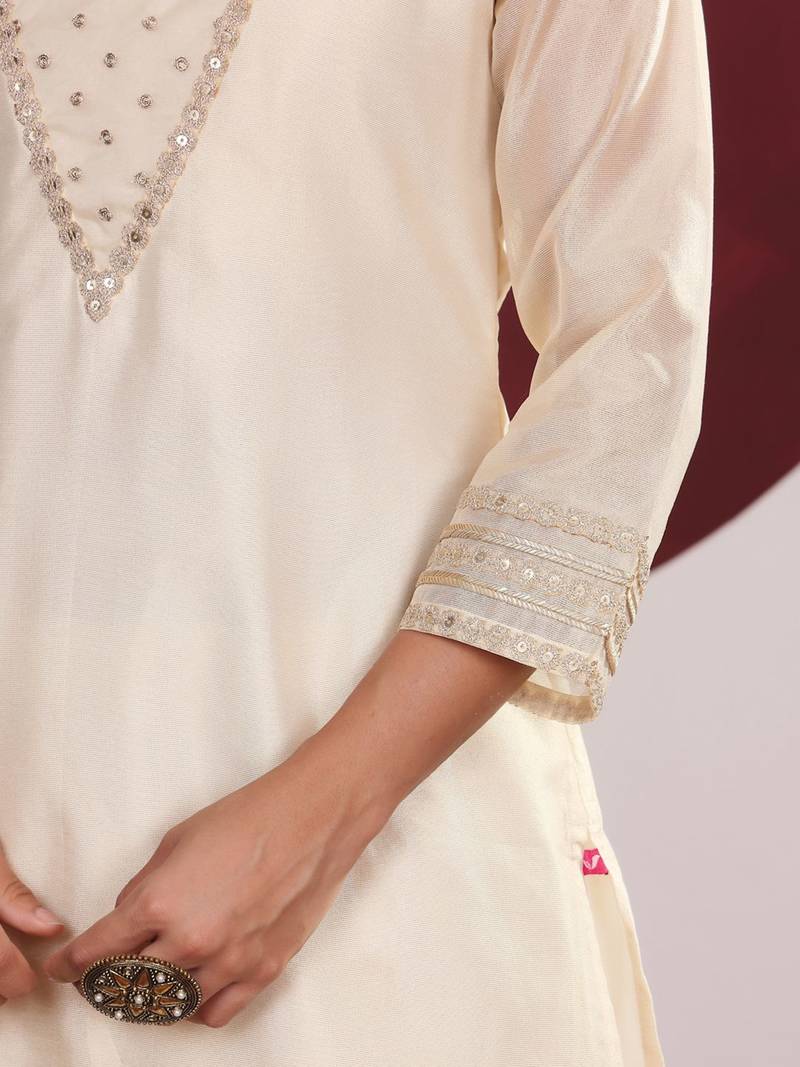 Floral Yoke Design Round Neck Regular Kurta With Palazzo With Dupatta