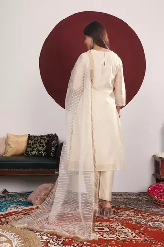 Floral Yoke Design Round Neck Regular Kurta With Palazzo With Dupatta
