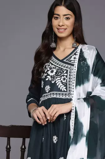 Women Floral Embroidered Angrakha Kurta with Trousers & With Dupatta