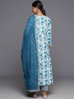 Printed Regular Kantha Work Pure Cotton Kurta with Palazzos & Dupatta 7