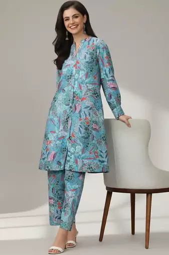 Women Floral Printed Regular Kurta with Trousers