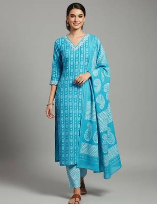 Women Ethnic Motifs Printed Regular Kurta with Trousers & With Dupatta 1