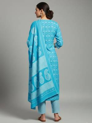 Women Ethnic Motifs Printed Regular Kurta with Trousers & With Dupatta 5