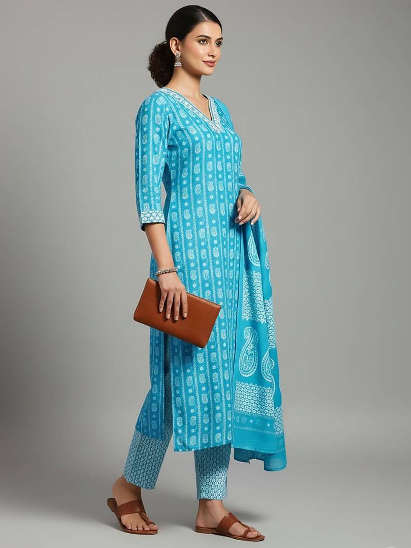 Women Ethnic Motifs Printed Regular Kurta with Trousers & With Dupatta