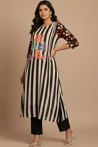 Women Printed Regular Kurta with Trousers