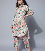 Women Floral Printed Regular Kurta with Trousers
