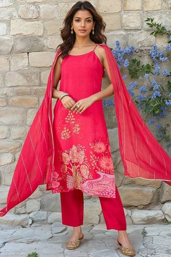 Floral Printed Straight Kurta With Trousers & Dupatta