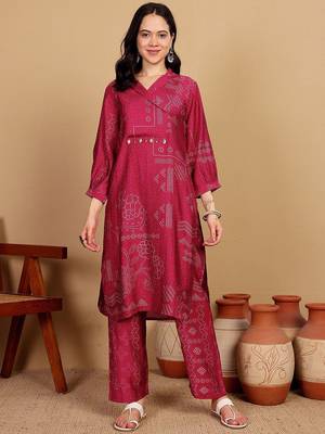Women Printed V-Neck Kurta with Trouser 1