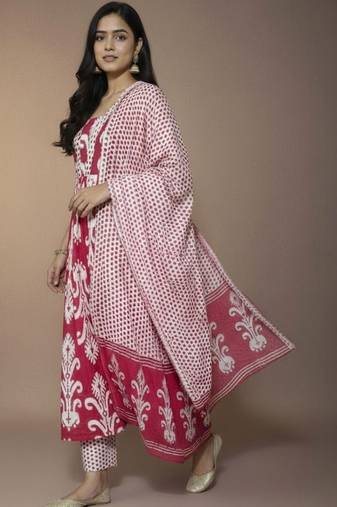 Women Ethnic Motifs Printed Empire Kurta with Trousers & With Dupatta
