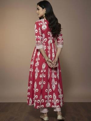 Women Ethnic Motifs Printed Empire Kurta with Trousers & With Dupatta 3