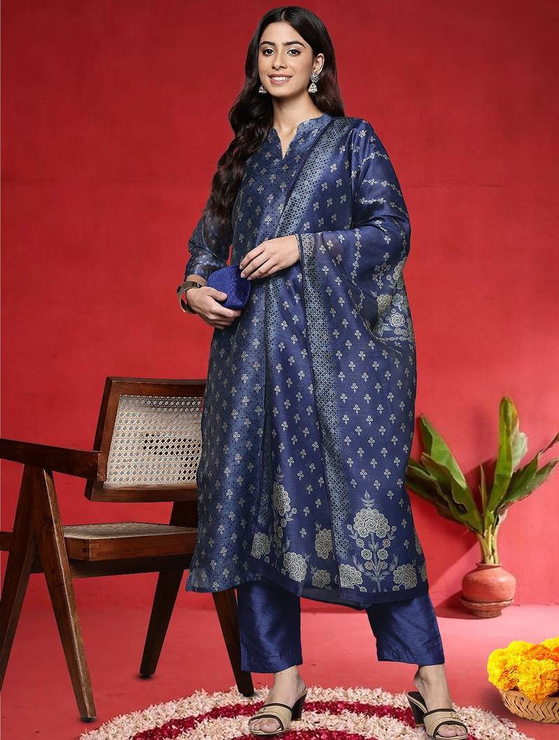 Women Floral Woven Design Regular Chanderi Silk Kurta With Trousers & Dupatta