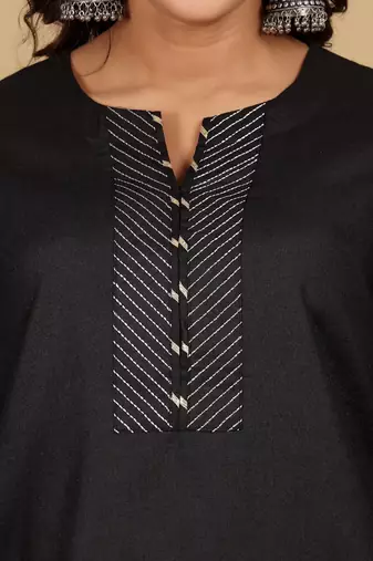 Thread Work Notch Neck Straight Kurta With Trousers And Dupatta