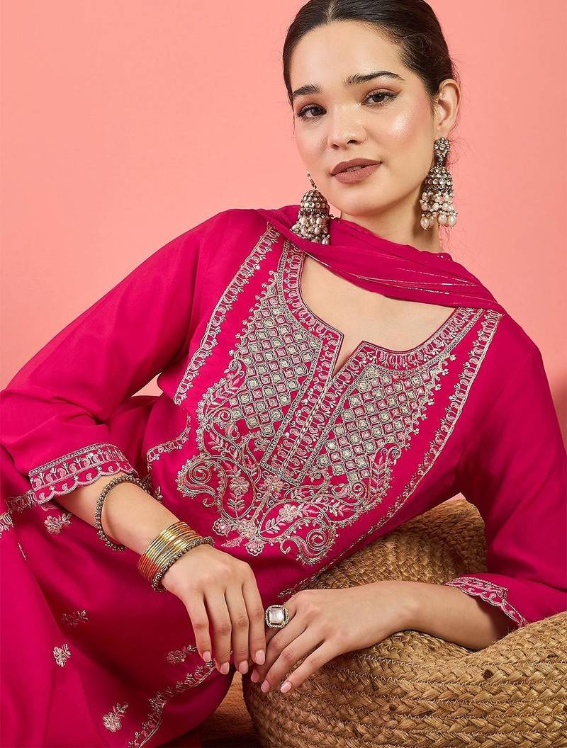 Women Ethnic Motifs Embroidered Thread Work Kurta with Trousers & Dupatta