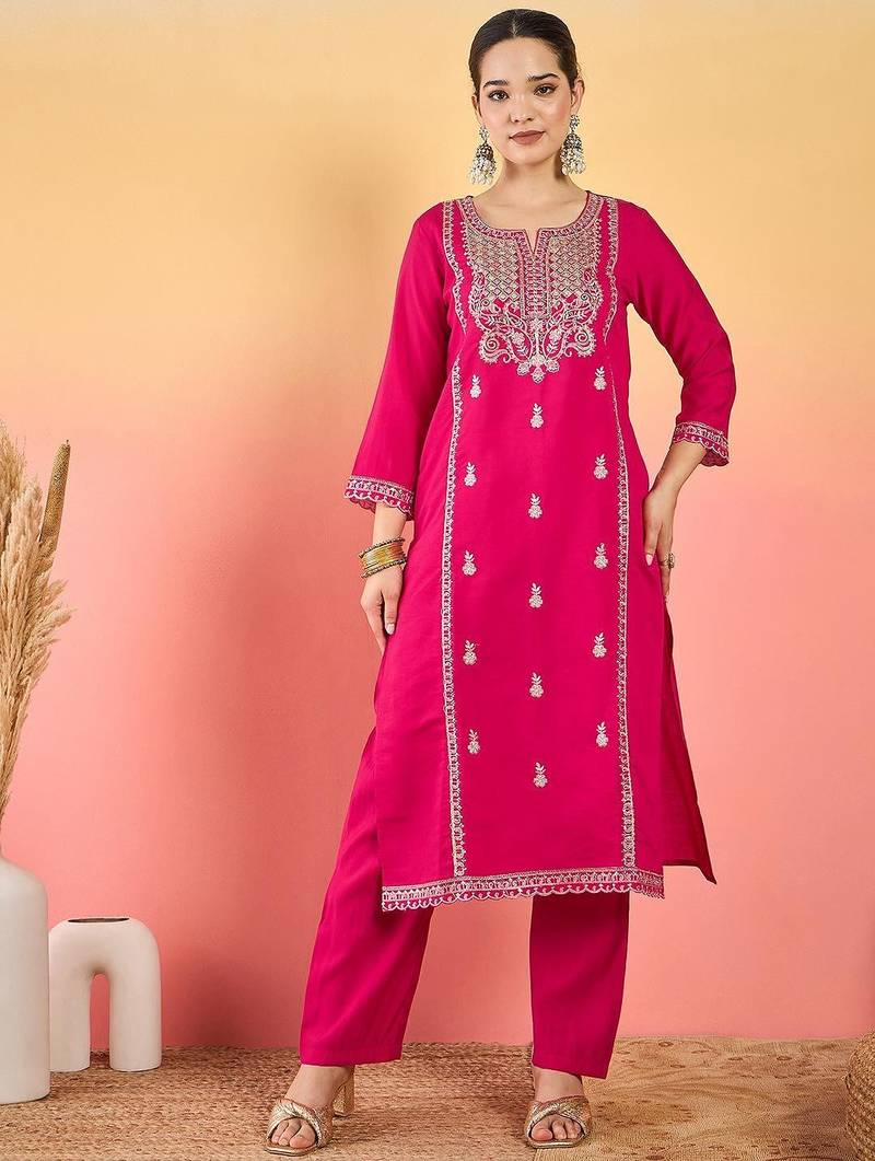 Women Ethnic Motifs Embroidered Thread Work Kurta with Trousers & Dupatta