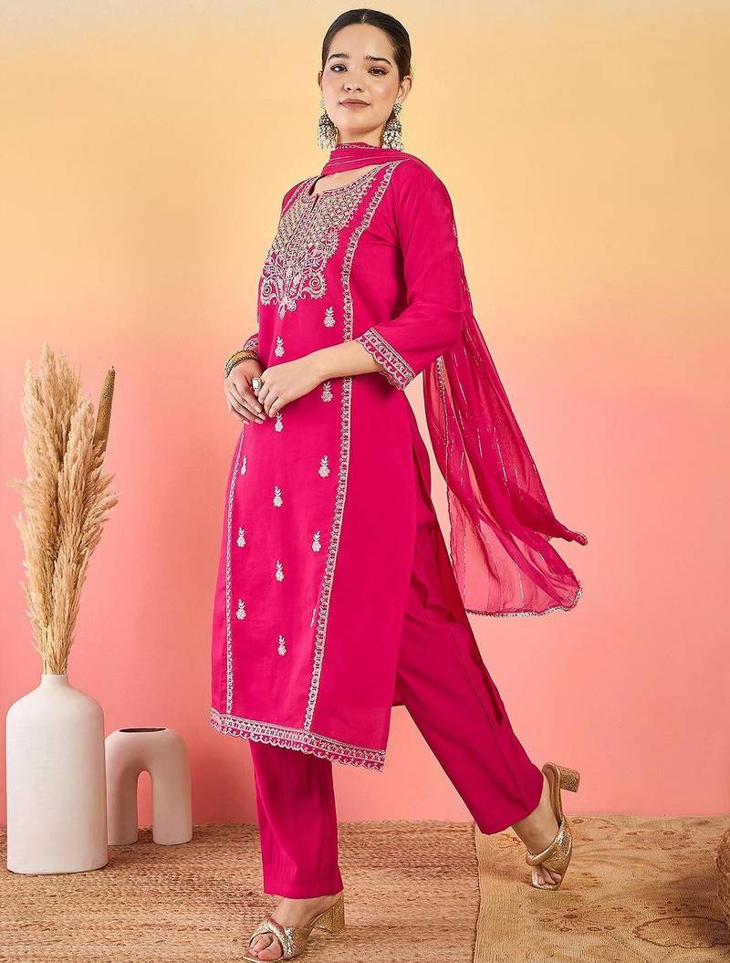 Women Ethnic Motifs Embroidered Thread Work Kurta with Trousers & Dupatta