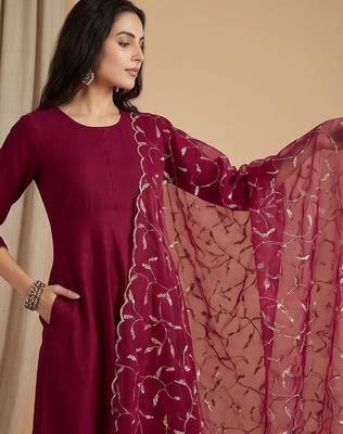 Women Ethnic Motifs Regular Thread Work Kurta with Trousers & With Dupatta 2
