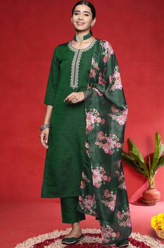 Women Ethnic Motifs Embroidered Kurta with Trousers & Dupatta