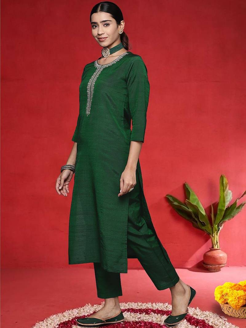 Women Ethnic Motifs Embroidered Kurta with Trousers & Dupatta