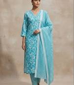 Women Ethnic Motifs Printed Regular Kurta with Trousers & With Dupatta