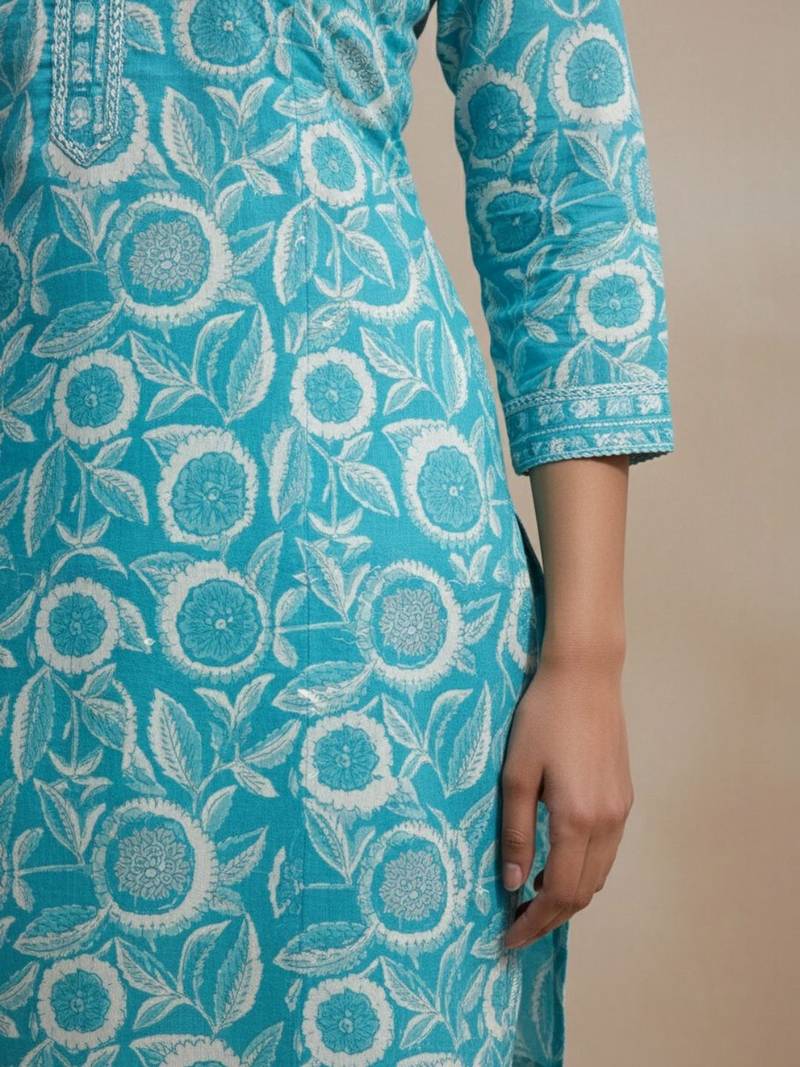 Women Ethnic Motifs Printed Regular Kurta with Trousers & With Dupatta