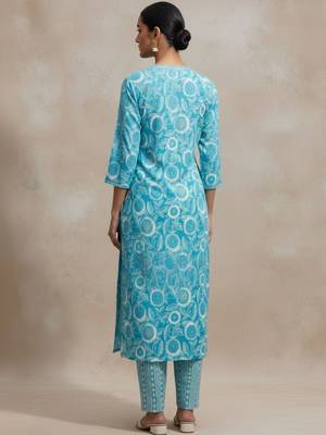 Women Ethnic Motifs Printed Regular Kurta with Trousers & With Dupatta 4