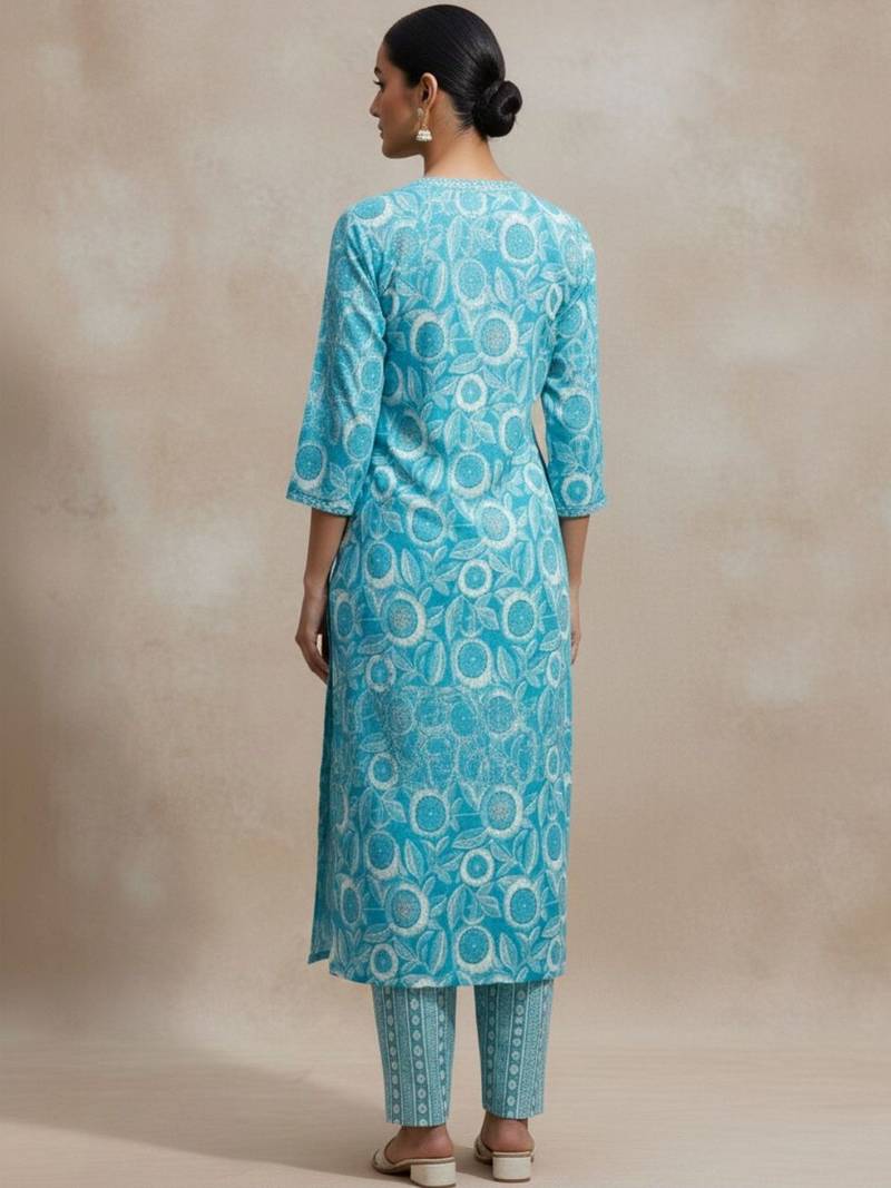 Women Ethnic Motifs Printed Regular Kurta with Trousers & With Dupatta