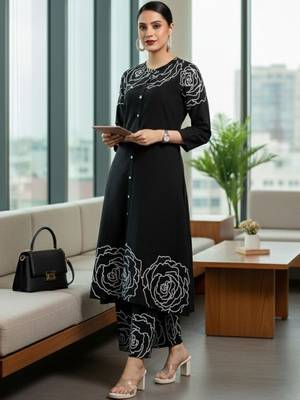 Women Floral Printed Regular Pure Cotton Kurta with Trousers 1