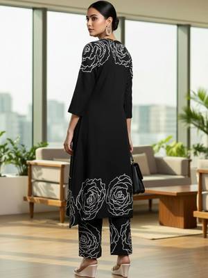Women Floral Printed Regular Pure Cotton Kurta with Trousers 2