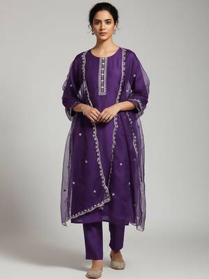 Women Ethnic Motifs Embroidered Regular Thread Work Kurta with Trousers & With Dupatta 2