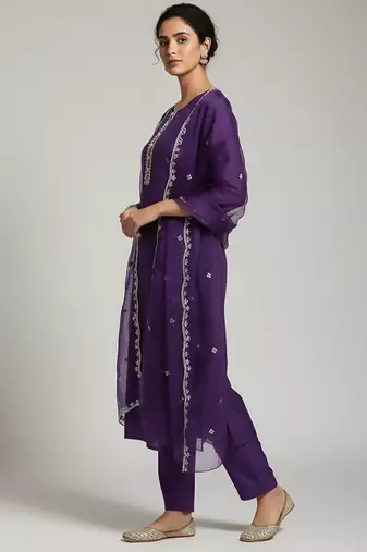 Women Ethnic Motifs Embroidered Regular Thread Work Kurta with Trousers & With Dupatta