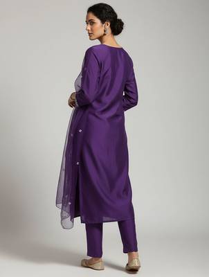Women Ethnic Motifs Embroidered Regular Thread Work Kurta with Trousers & With Dupatta 6