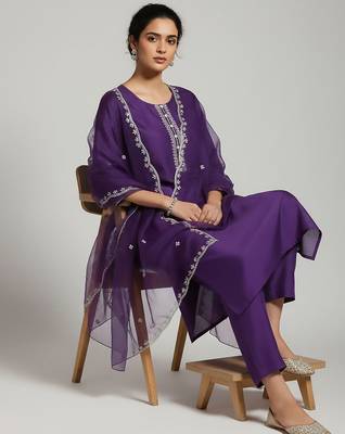 Women Ethnic Motifs Embroidered Regular Thread Work Kurta with Trousers & With Dupatta 7
