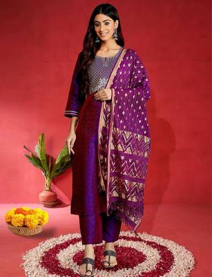 Women Ethnic Motifs Embroidered Kurta with Trousers & Dupatta 1