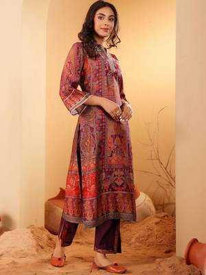 Ethnic Motifs Printed Mandarin Collar Gotta Patti Chanderi Silk Kurta & Trousers 4