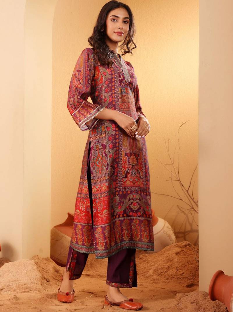 Ethnic Motifs Printed Mandarin Collar Gotta Patti Chanderi Silk Kurta & Trousers