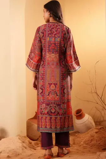 Ethnic Motifs Printed Mandarin Collar Gotta Patti Chanderi Silk Kurta & Trousers