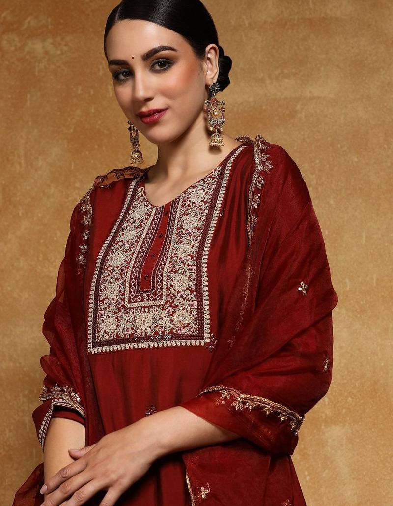 Women Embroidered Regular Kurta with Trousers & With Dupatta