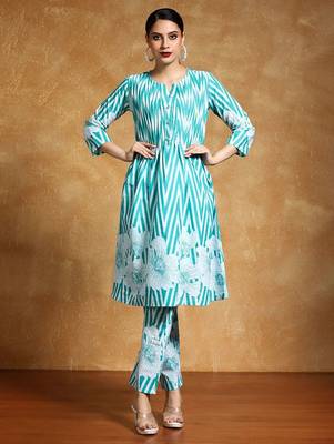 Women Striped Cotton Kurta with Trouser 1