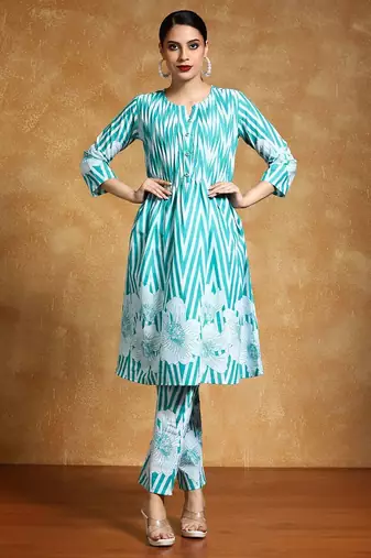 Women Striped Cotton Kurta with Trouser