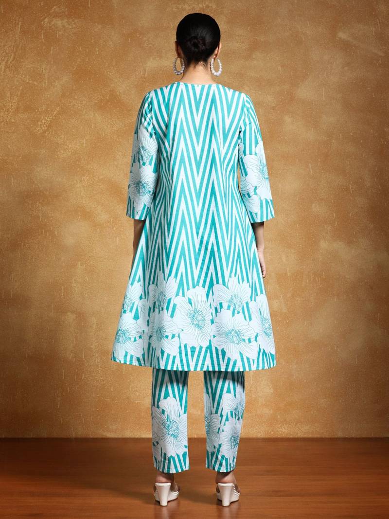 Women Striped Cotton Kurta with Trouser